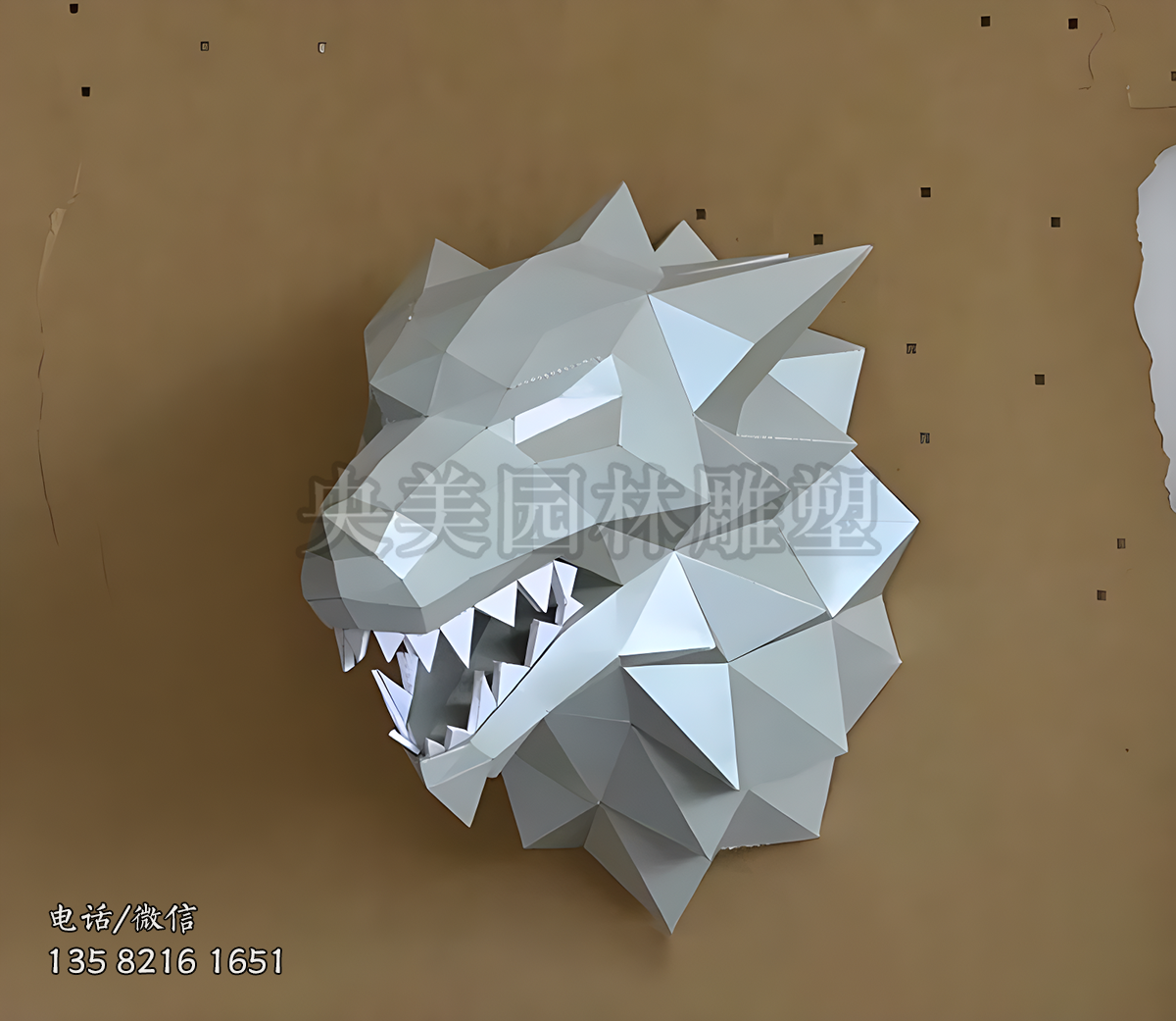 不锈钢切面狼头雕塑摆件