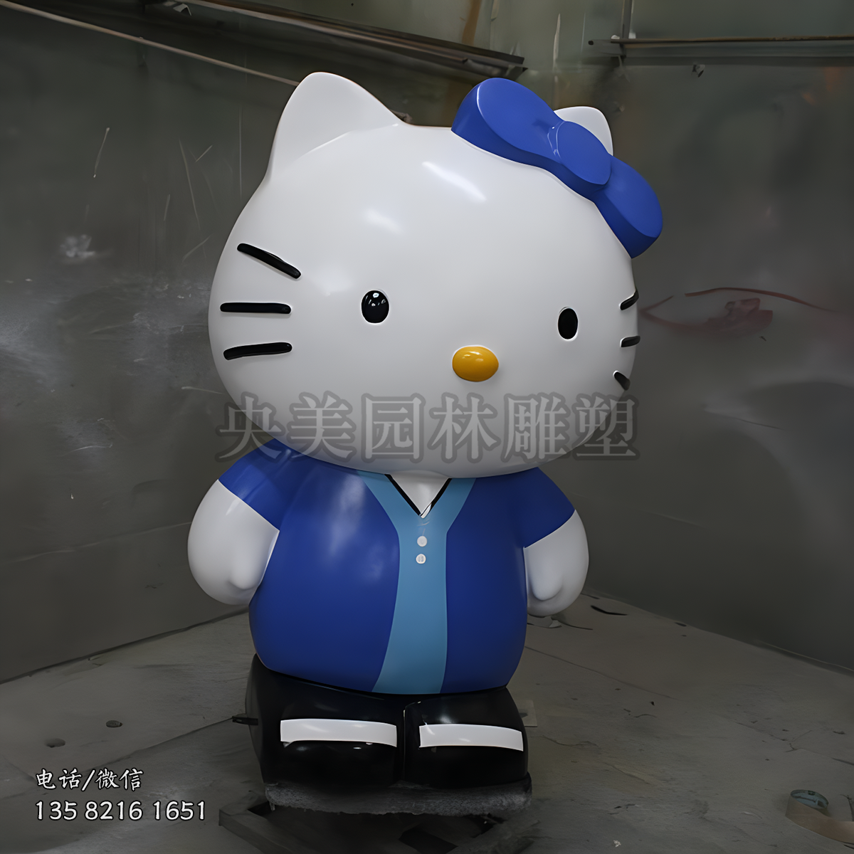 中性HelloKitty猫雕塑