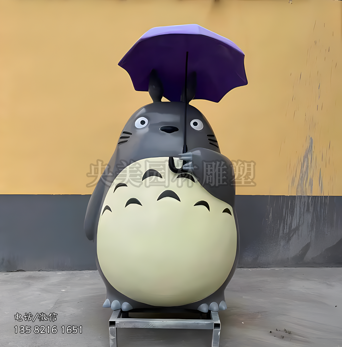 玻璃钢动漫龙猫雕塑