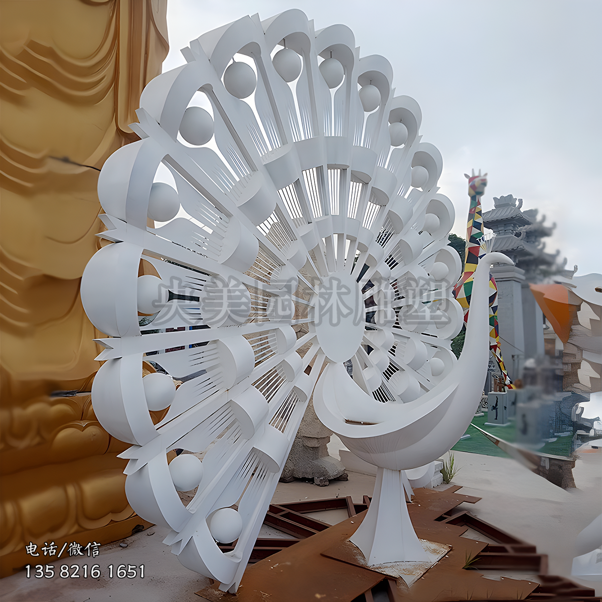抽象不锈钢孔雀雕塑