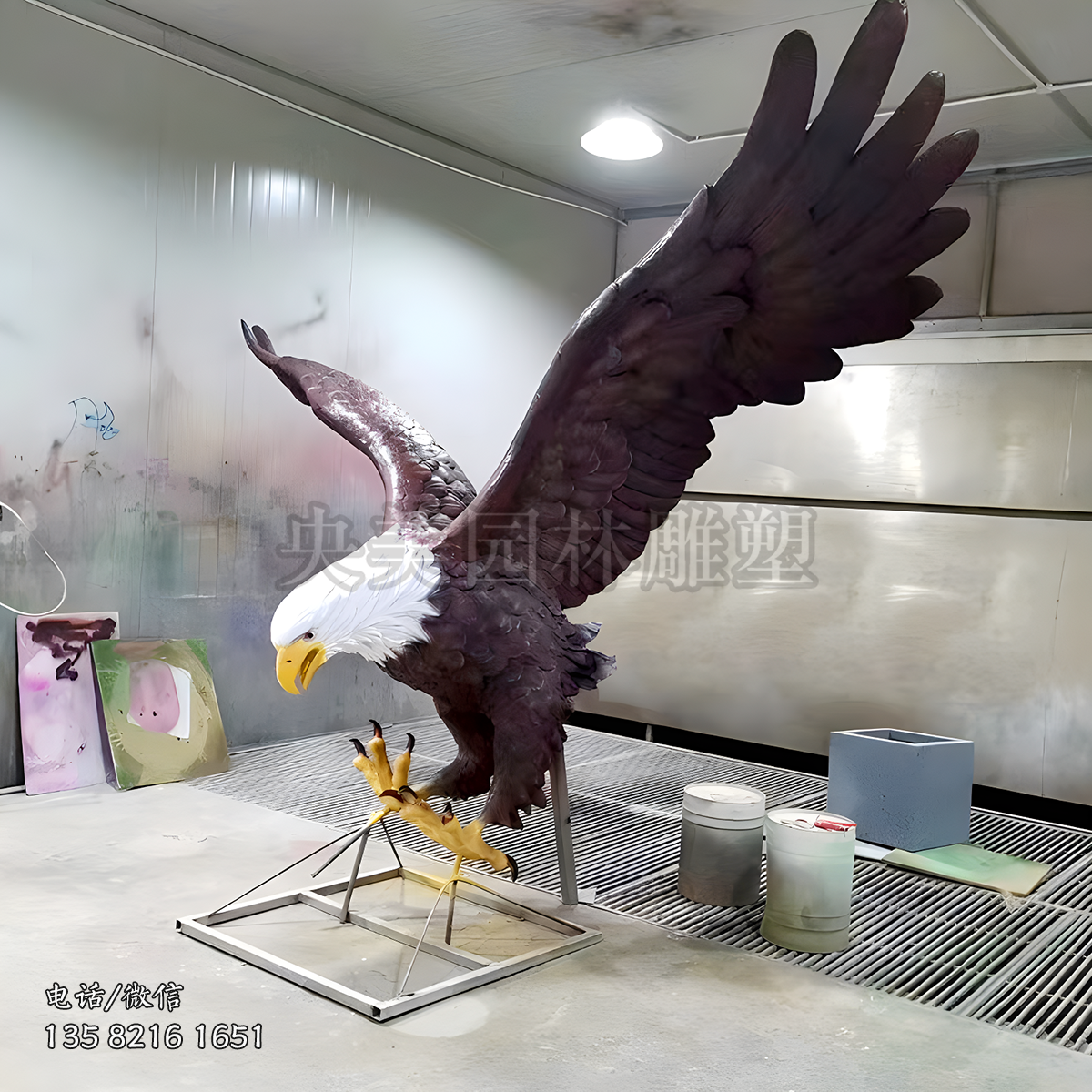 仿真玻璃钢老鹰雕塑