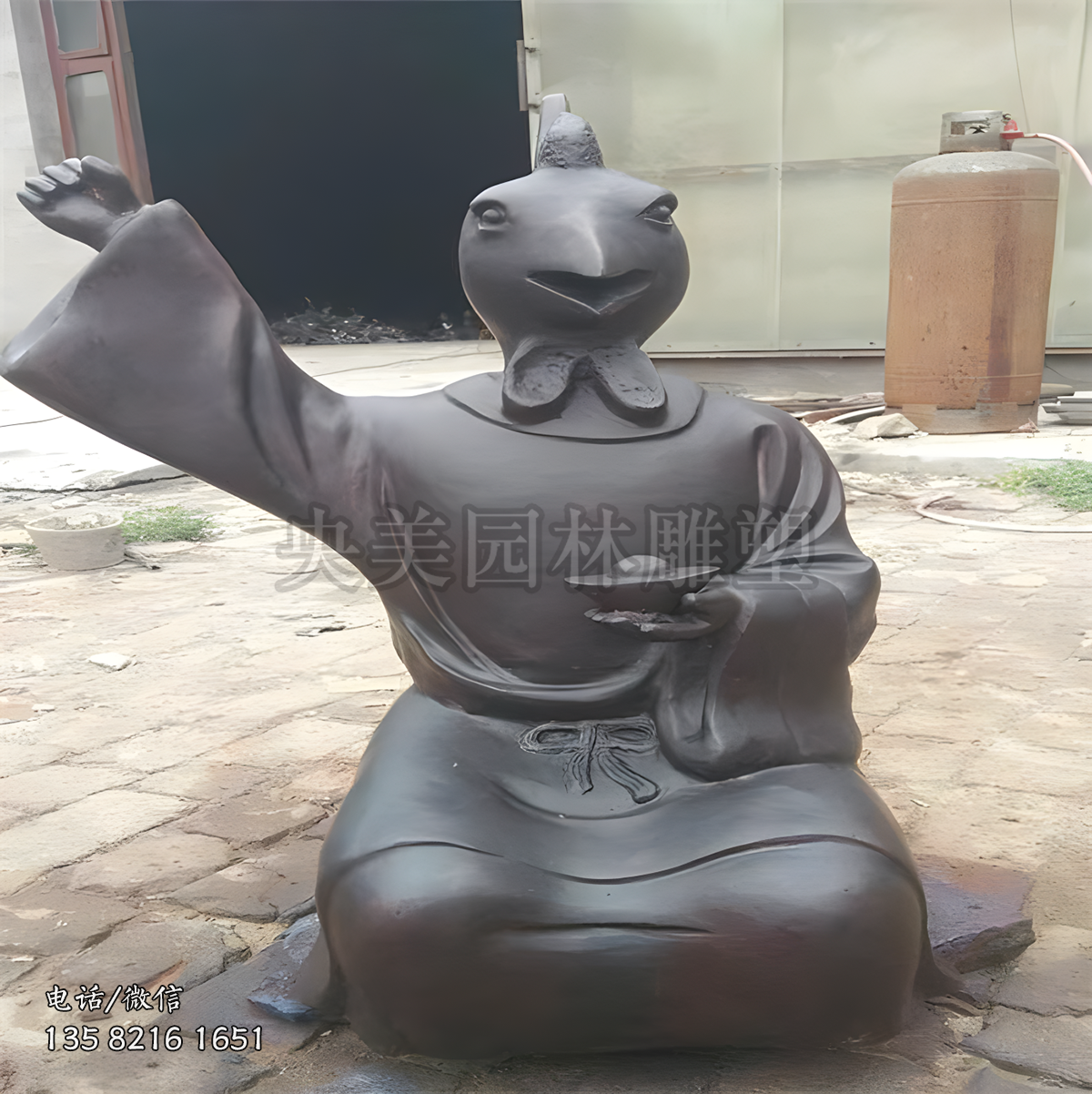兽首人身生肖鸡铜雕