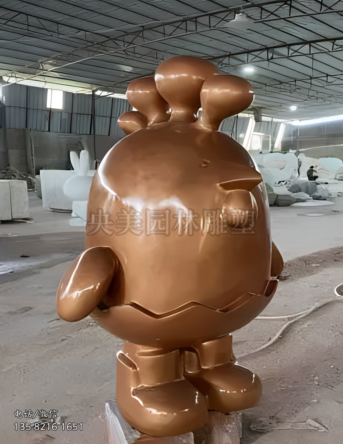 玻璃钢卡通公鸡雕塑造型