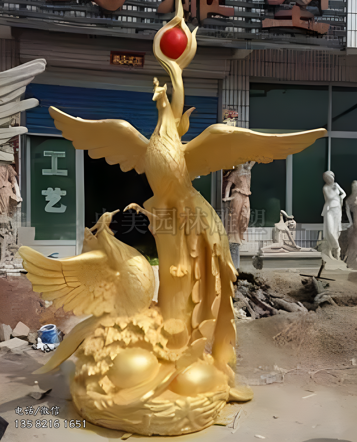 玻璃钢漆金凤凰雕塑