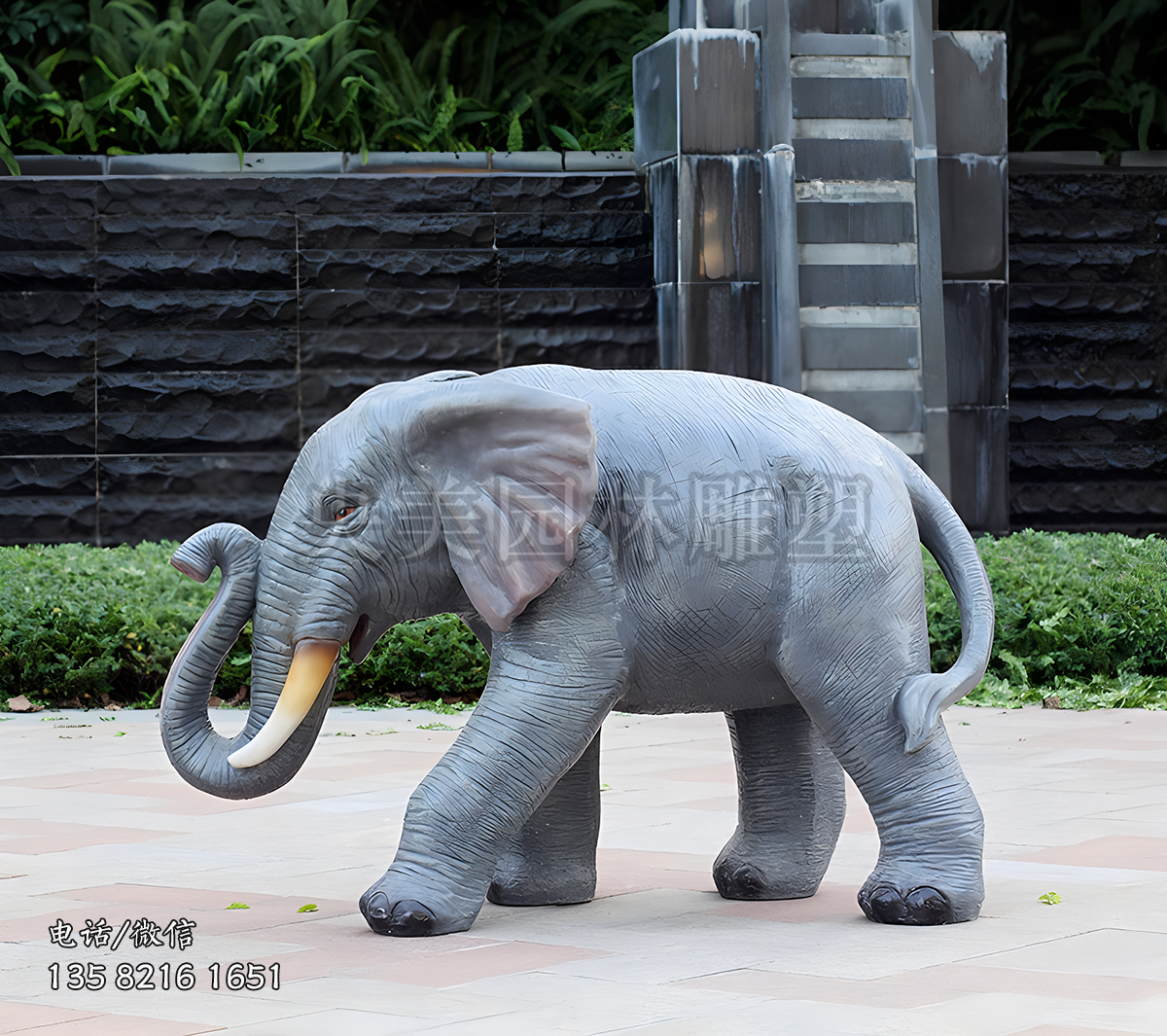 玻璃钢仿真动物大象雕塑