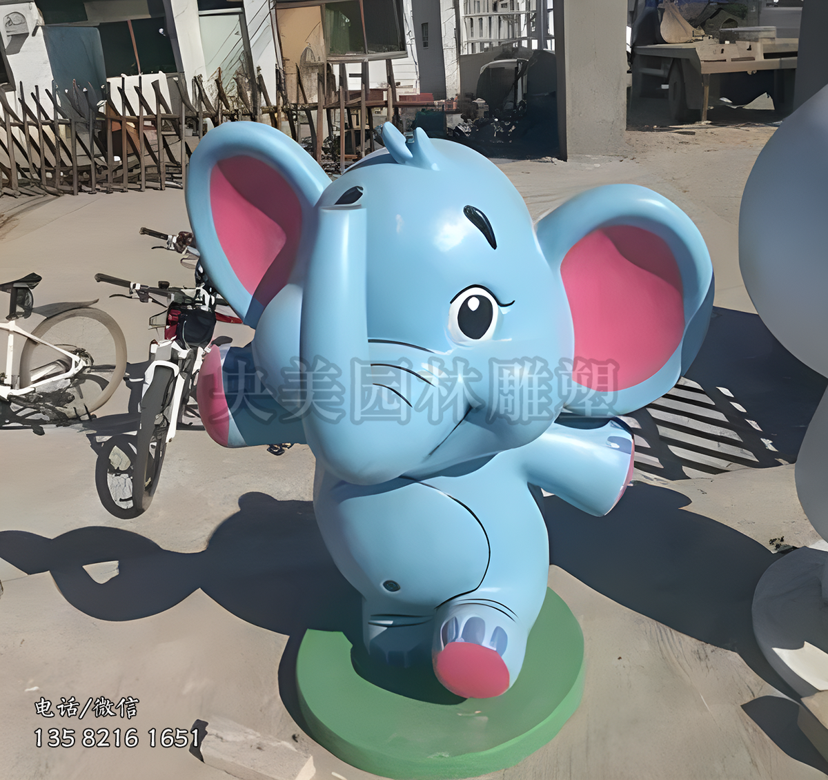玻璃钢卡通大象雕塑摆件