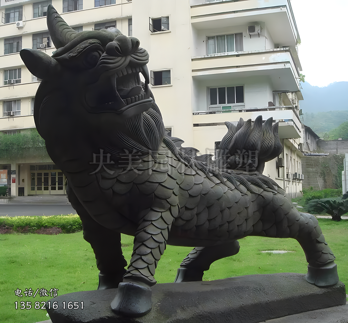 回头獬豸铜雕景观雕塑