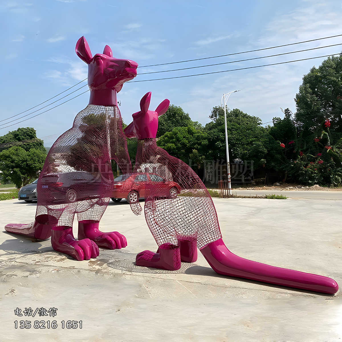 不锈钢铁艺编织袋鼠雕塑