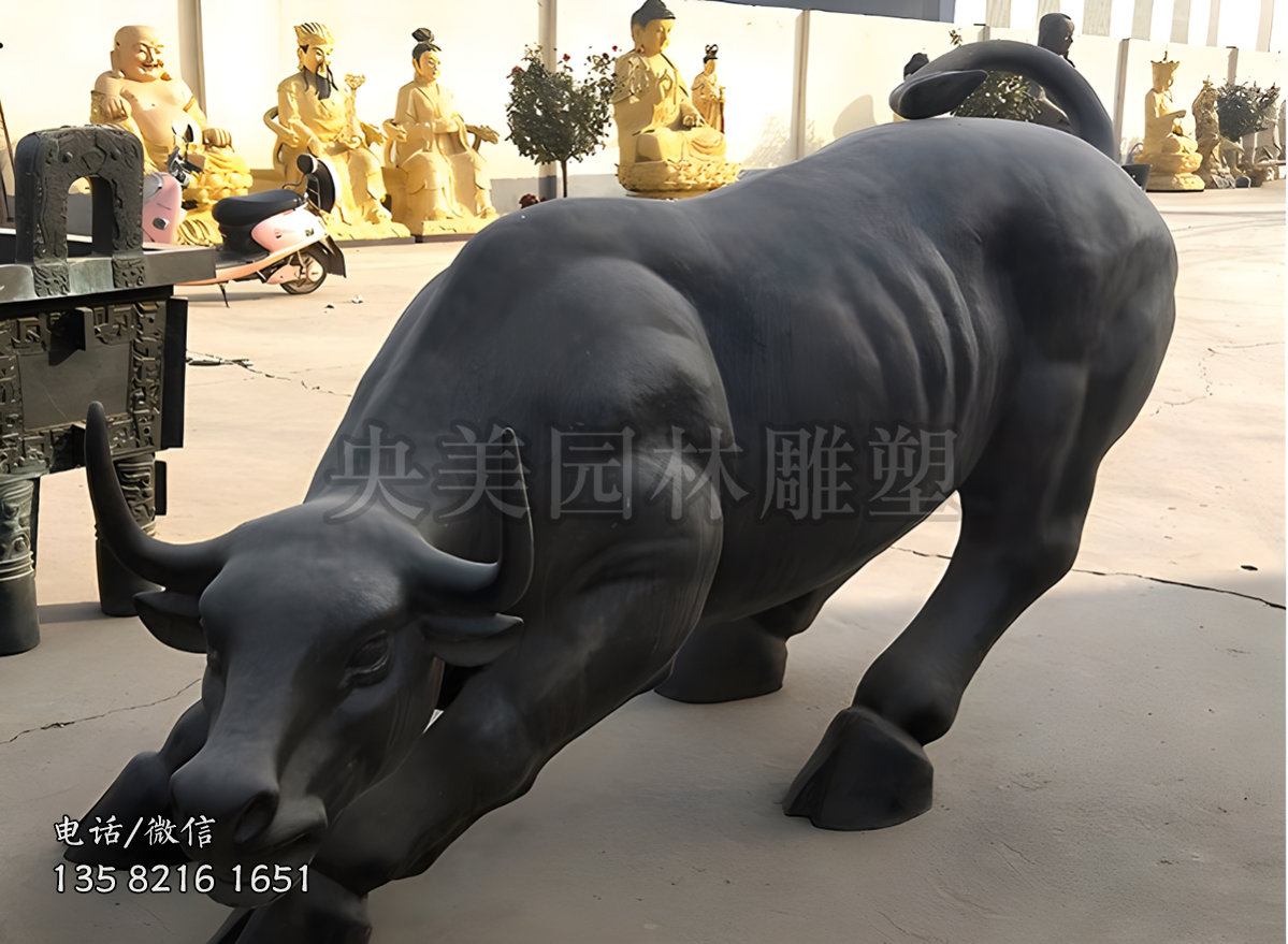 铸铜华尔街牛雕塑