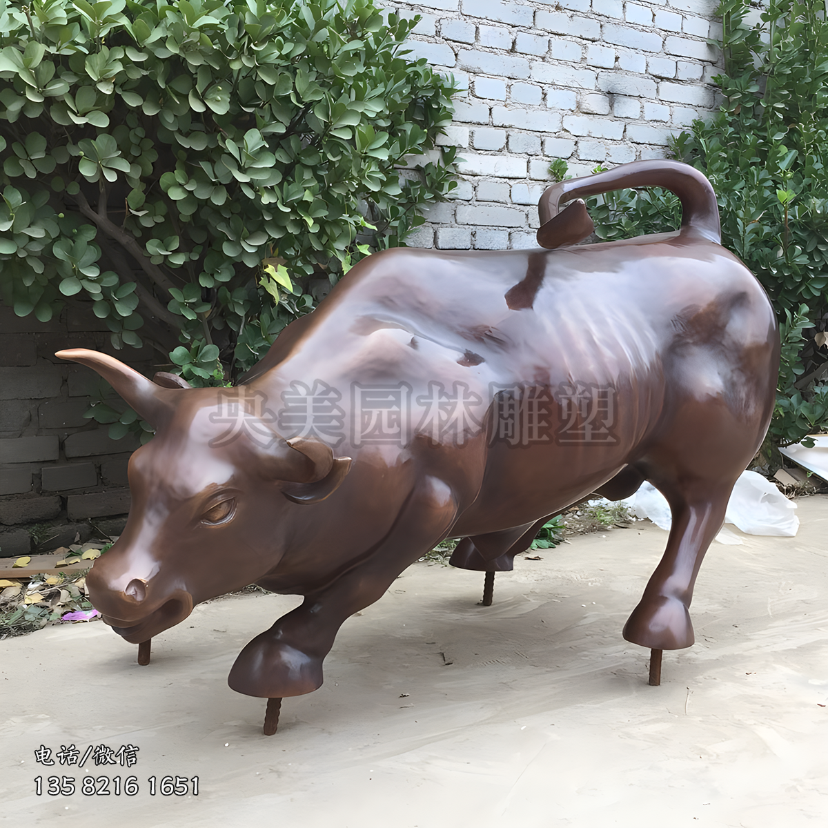 纯铜铸造华尔街牛雕塑
