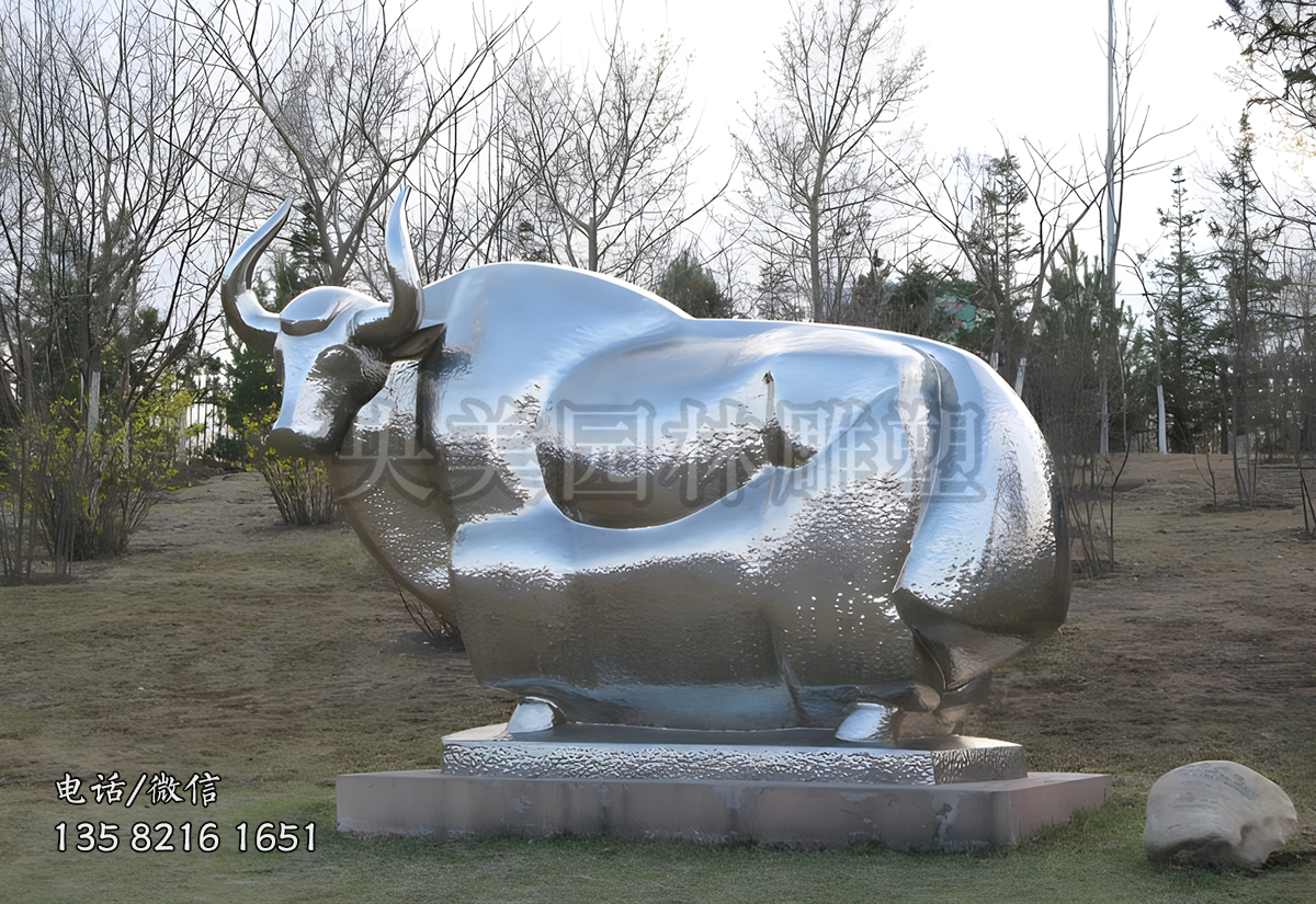 镜面不锈钢牦牛雕塑