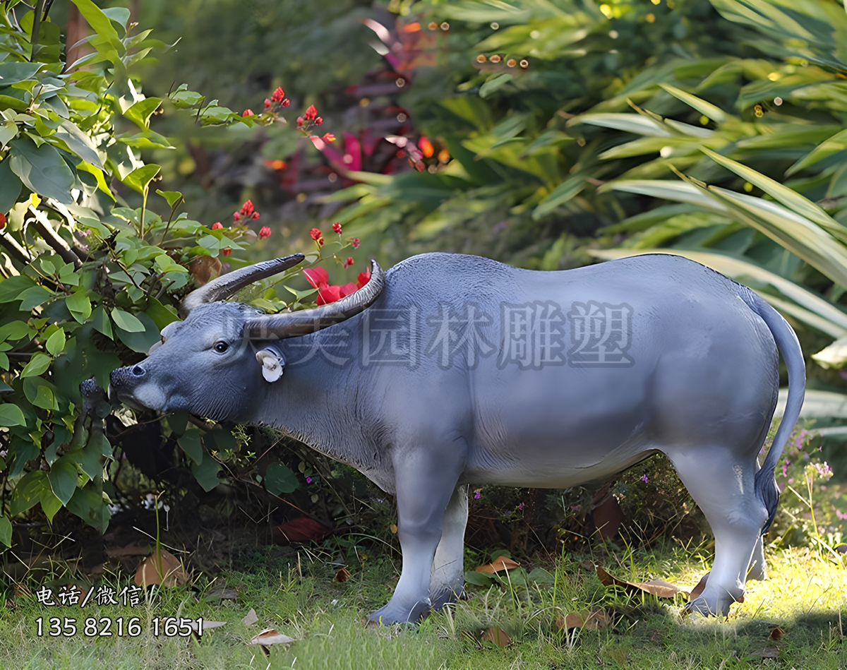 玻璃钢仿真水牛雕塑
