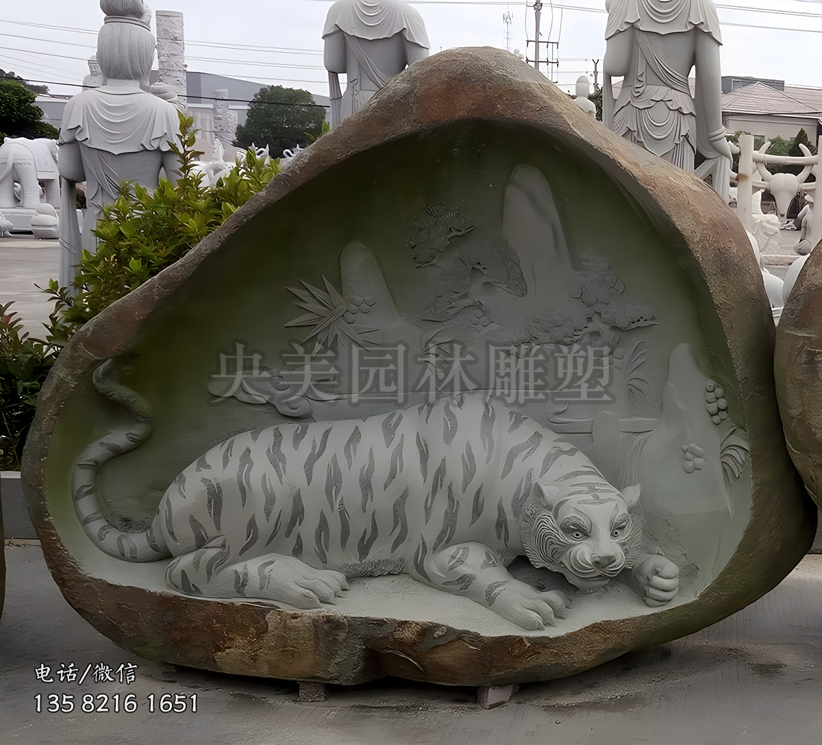 浮刻卧地老虎赢博官网景观装饰雕塑