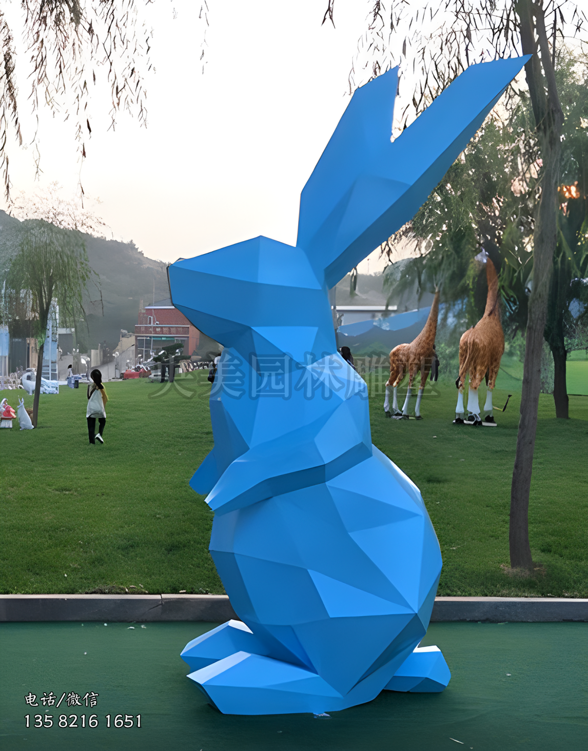 切面不锈钢兔子景观雕塑