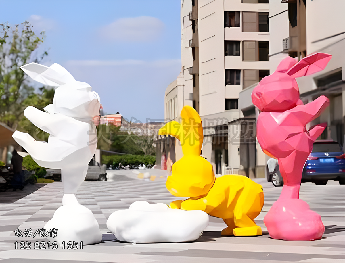几何块面不锈钢兔子造型雕塑