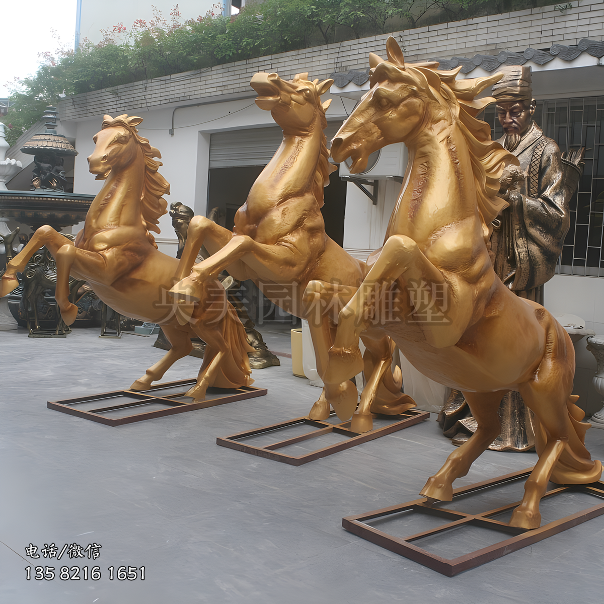 喷金铸铜马雕塑