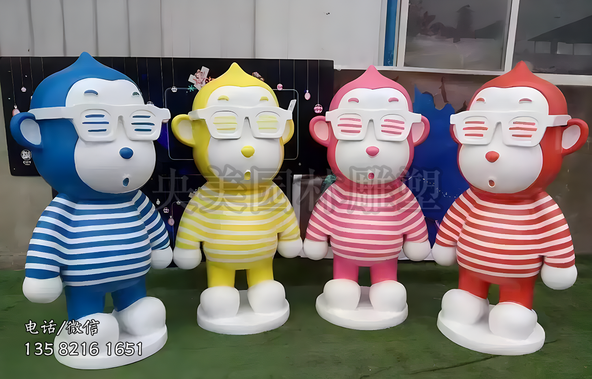 戴墨镜的抽象卡通猴子雕塑