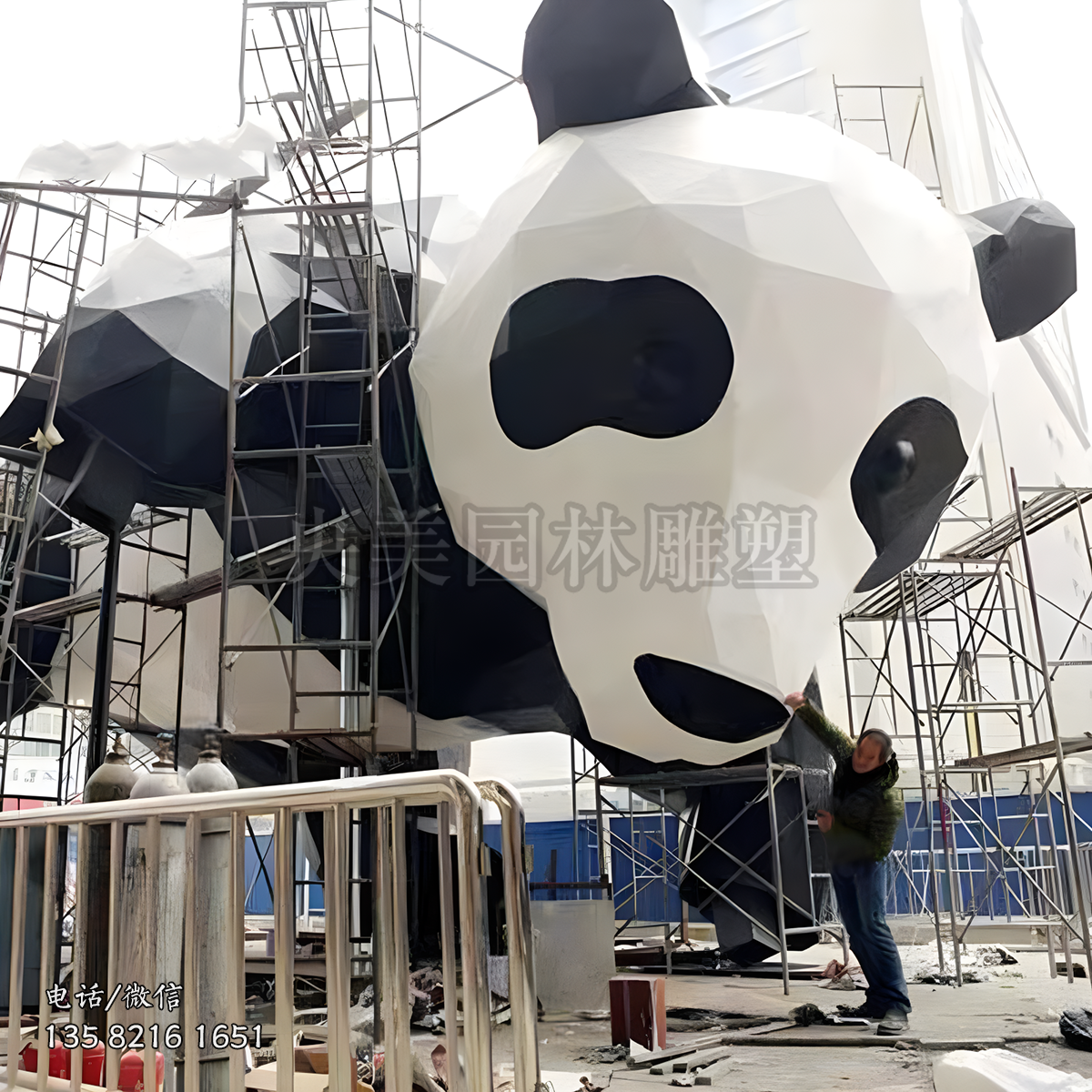 大型不锈钢熊猫熊猫造型景观雕塑