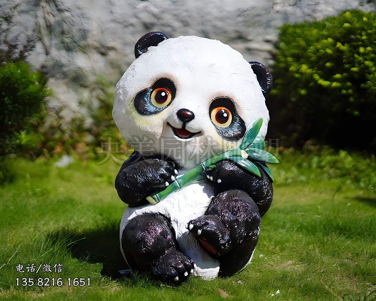 呆萌坐姿毛面熊猫玻璃钢雕塑