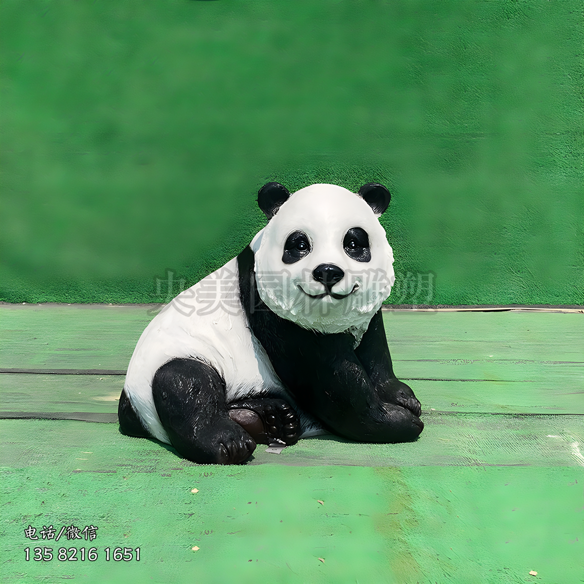 趴姿彩绘玻璃钢仿真毛面熊猫雕塑
