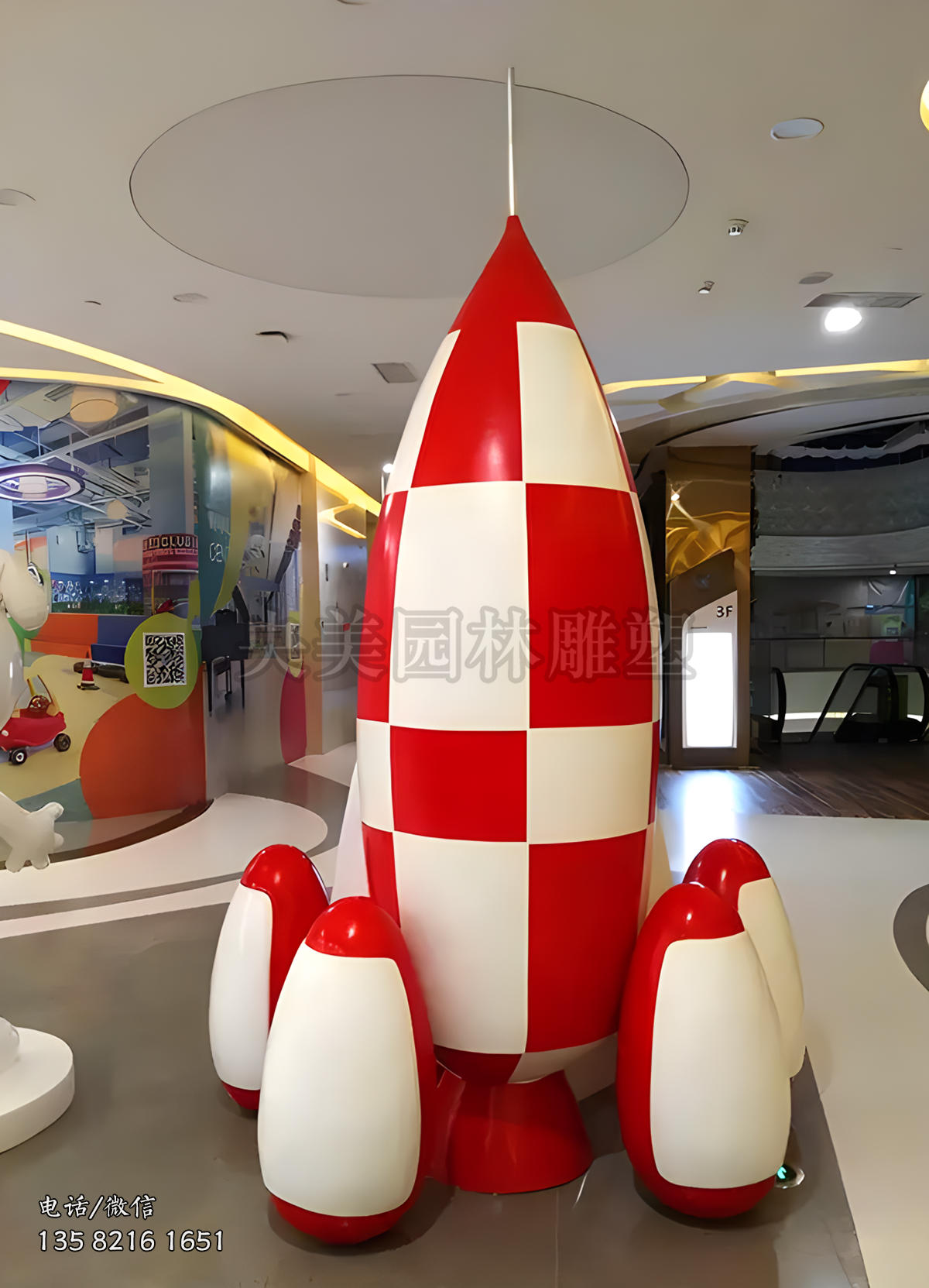 玻璃钢卡通造型火箭卫星雕塑