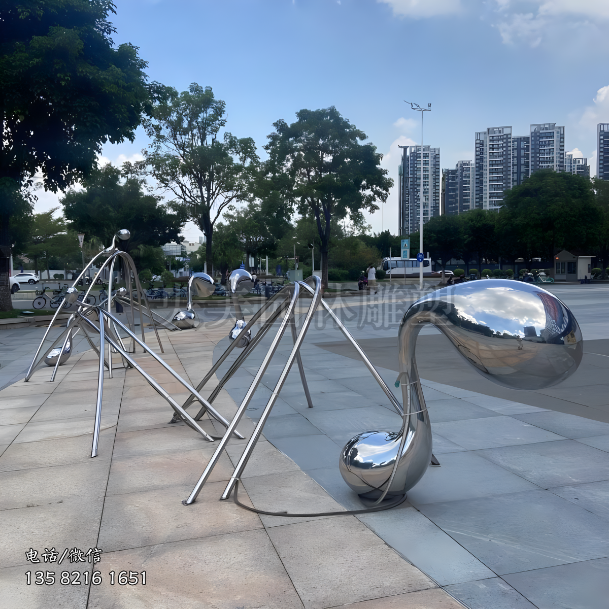镜面不锈钢音符雕塑