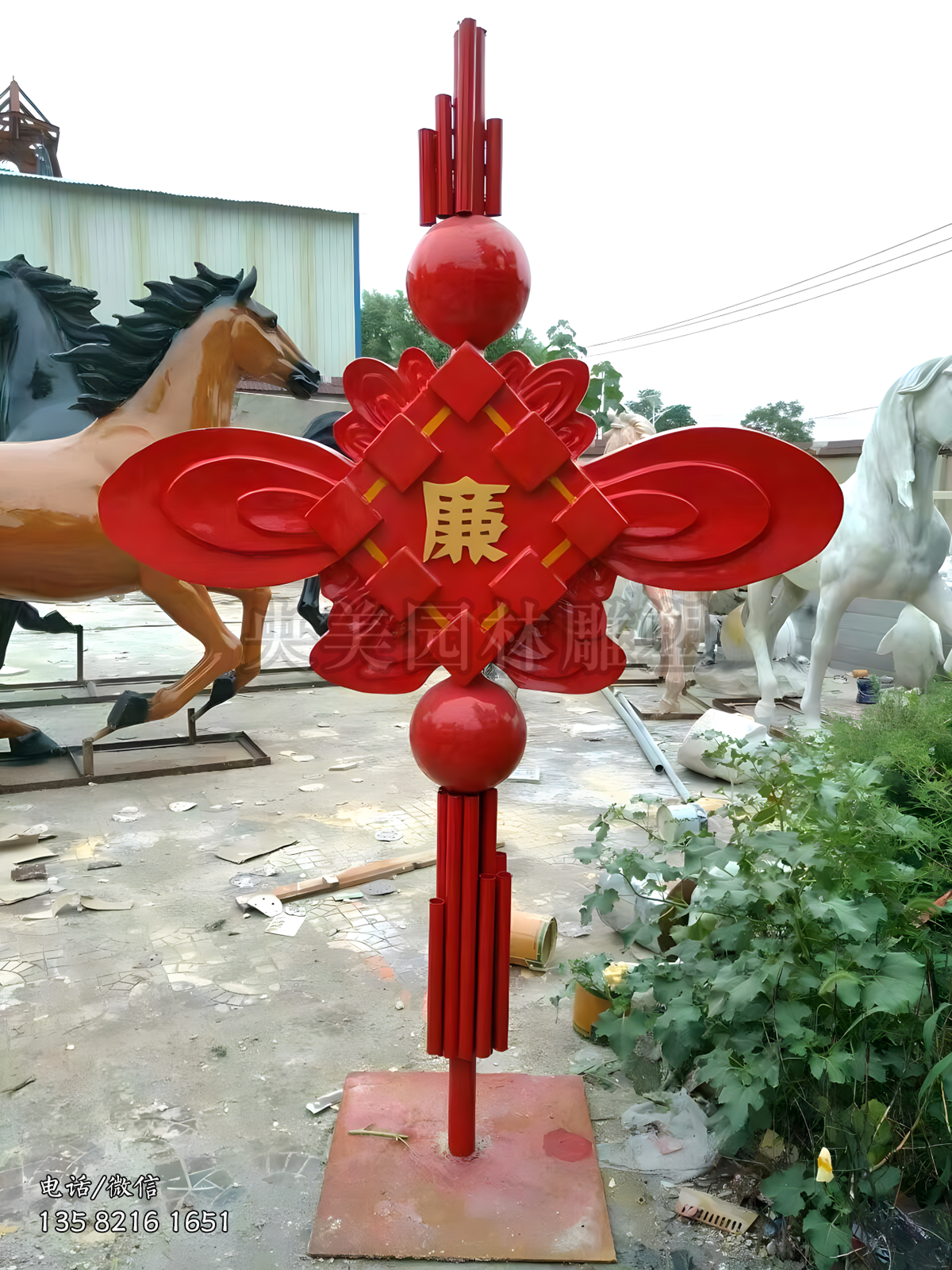 中国结灯笼造型玻璃钢景观雕塑
