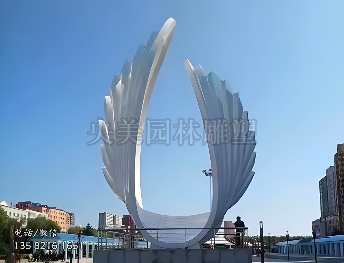 不锈钢翅膀造型景观雕塑