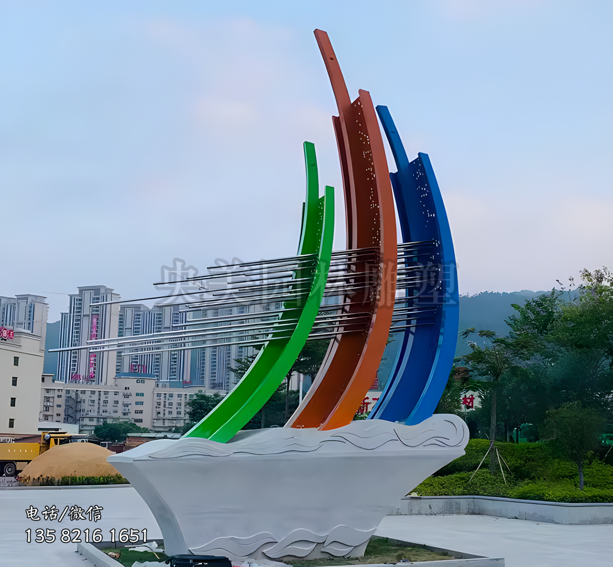 不锈钢帆船景观雕塑
