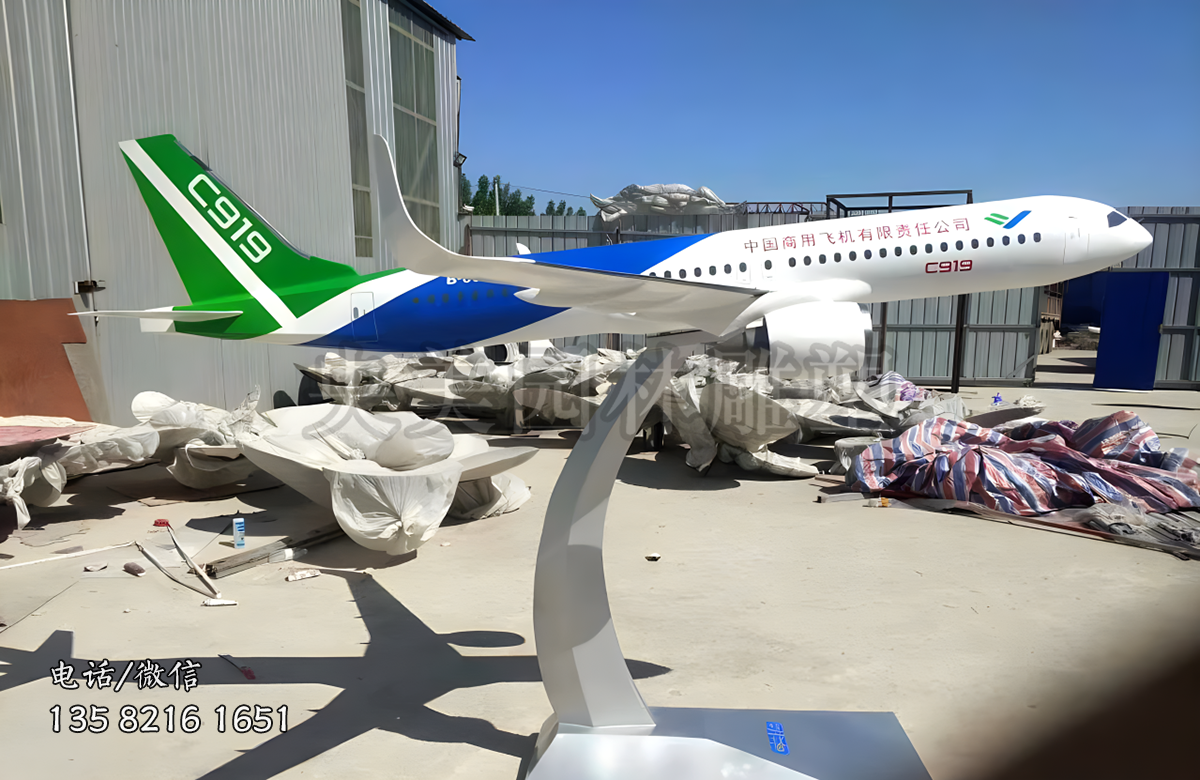 空客不锈钢飞机造型景观雕塑