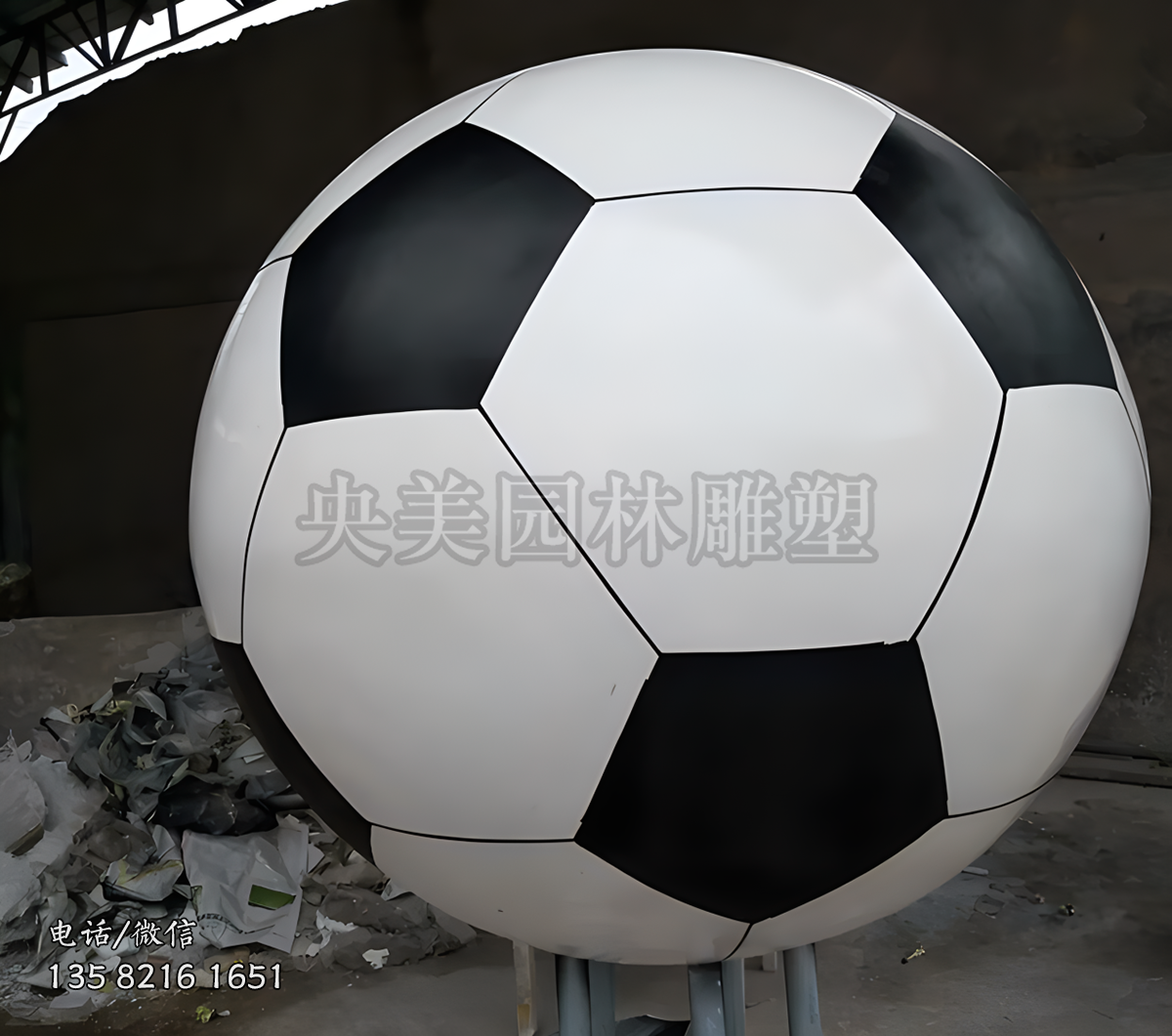 玻璃钢仿真足球雕塑摆件