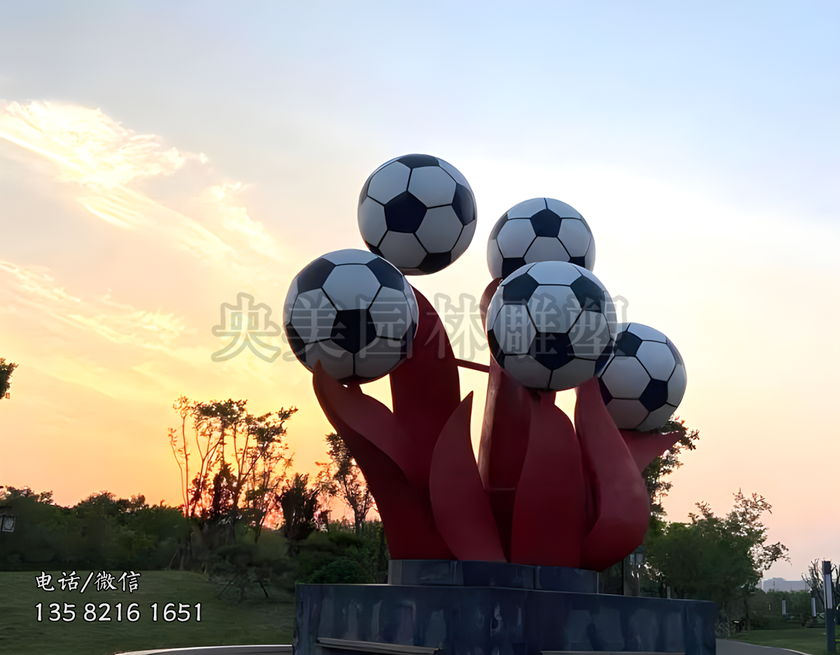不锈钢运动主题足球景观雕塑