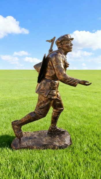 玻璃钢仿铜红军雕塑 (9)