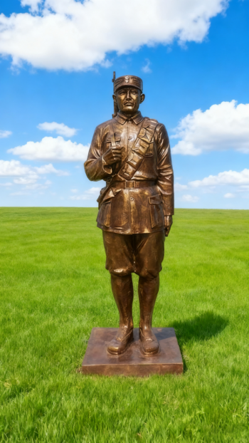 玻璃钢仿铜红军雕塑 (35)