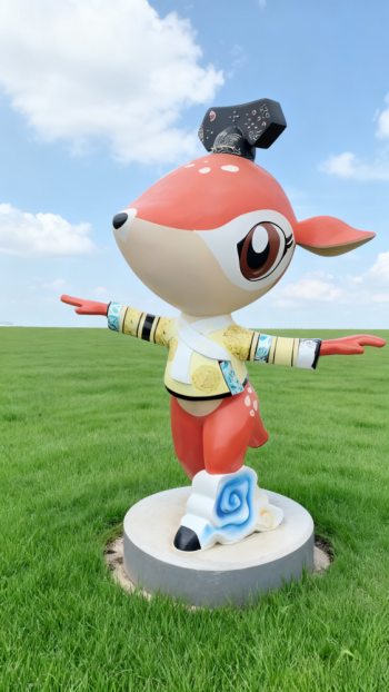 玻璃钢卡通小鹿雕塑 (14)